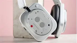 Difference Between Cambridge L R S and Nothing Headphone A Explained